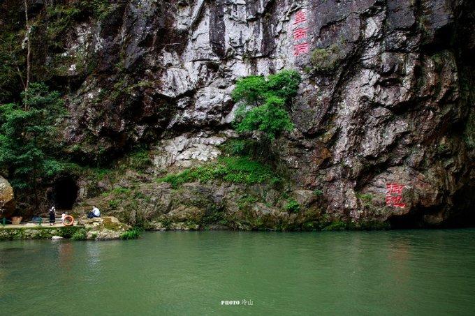 华安期货：国内期货主力合约多数上涨,集运指数跌超3%